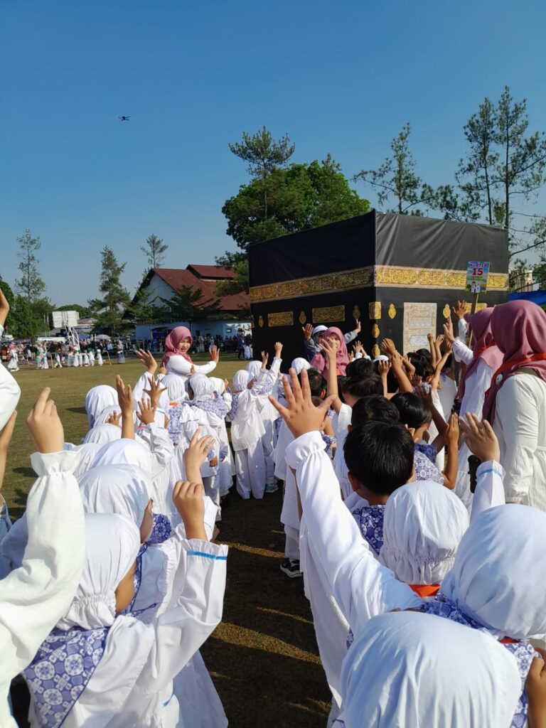 manasik haji RA Nurul Falah